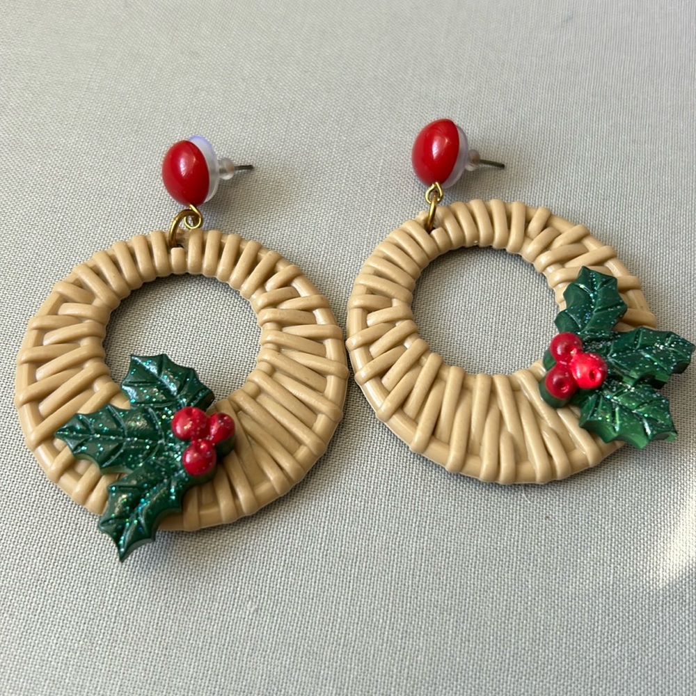 Bow and Crossbones Holly Earrings